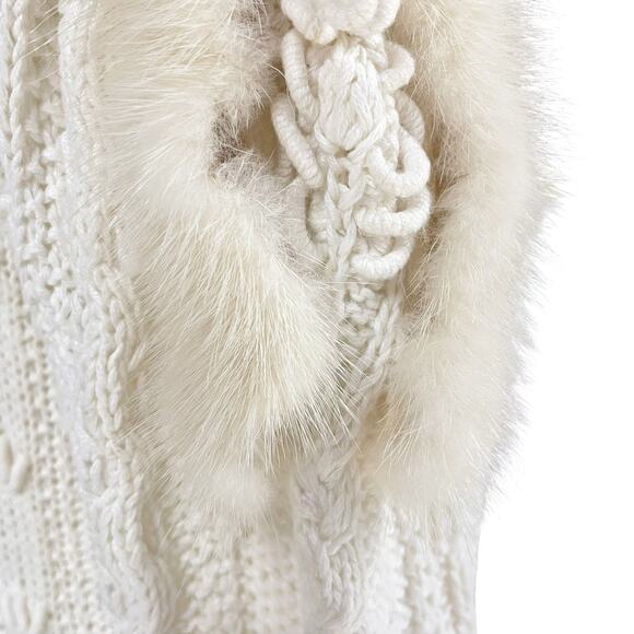 JENNIFER REED Vintage Hand Knit White Sweater w Real Fur Shoulder Accents Size S - Picture 7 of 11